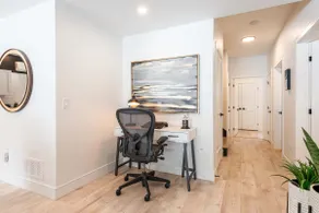 Cozy Luxe 2BR for 6 • PS5, 85” TV & Workspace - Image 5