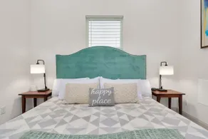 Modern 2BR Retreat, 5 Min to Beach, Fast Wi-Fi - Image 3