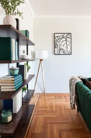 Large Sun-drenched, Comfortable 4 BR - Image 3
