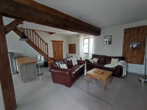 5-person cottage with heated pool - Image 3