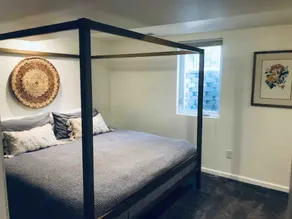 Modern spacious hidden gem close 2 ❤️ of DT Casper - Image 4