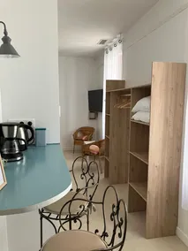Quiet studio in the city center, 80 m from Les Halles - Image 5