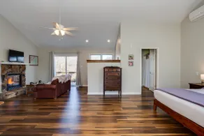 High Meadows--King BR, fireplace, jacuzzi, kitchen - Image 4
