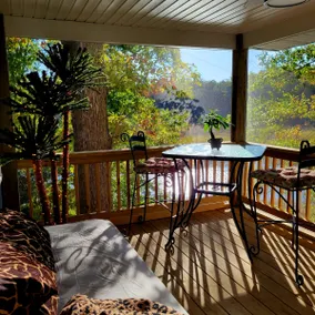 Waterfront Escape/Private Creek Views Rappahannock - Image 4