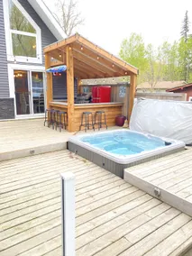 Lakefront 3 bedroom cabin with hottub - Image 3