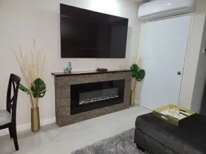 Luxury 2BR Oceanfront Apt|Sea View |Pool |Portmore - Image 4