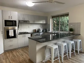 Valley House - home in the best location! - Image 3
