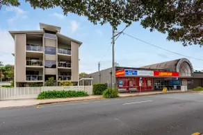 Keiths on Pumicestone, 1 of best 3, Bribie units - Image 4