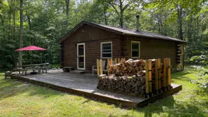 Cozy Log Cabin in the Catskill Mountains - Image 4