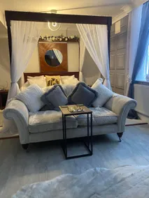4 * Luxury Apartment to rent at The Old Exchange - Image 4