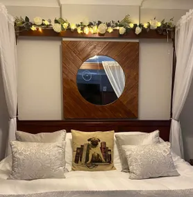 4 * Luxury Apartment to rent at The Old Exchange - Image 3