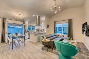Fully Remodeled Centrally located Executive home! - Image 4