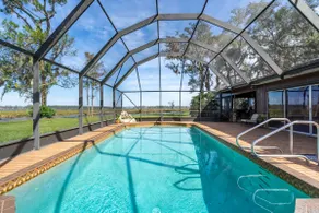 Waterfront + Pool + Two docks! - Lake Josephine - Image 2