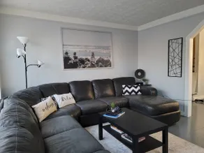 Cozy 4 Bedroom Home Away from Home - Image 2