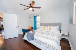 Bright & Updated 1 Bedroom 1 Bath - Image 3