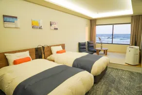 Newly built apartment! Best time for sea view/5 min drive to airport/max 6 people - Image 5