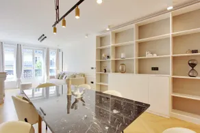 ★ 5-Stars Apartment with View and Air Conditioner - Image 2