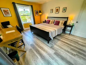 Sunny Private Suite Near Harbor & Beach - Image 3