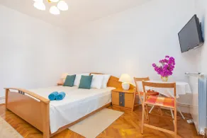 Lovely 1 bedroom apartment with great location - Image 3