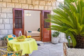 Lovely 1 bedroom apartment with great location - Image 5
