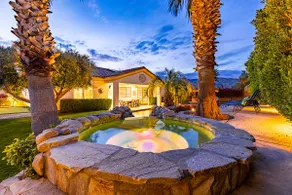 Mini Golf, Pool & Spa by @MariamsBnb - Image 2