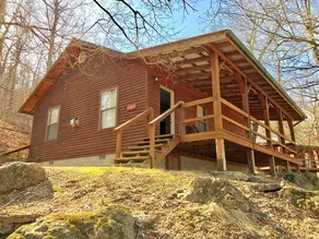 Dogwood cabin - Giant Spa Tub, NO Cleaning Fee - Image 3