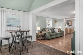 Midweek Special! Peaceful Getaway-* Dog Friendly - Image 4