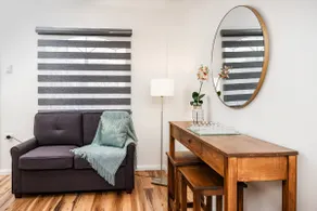 Gated Modern 1 Bdr Condo near Int Airport - Image 2
