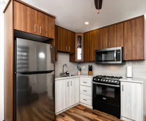 Gated Modern 1 Bdr Condo near Int Airport - Image 4