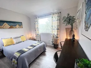 Wisdom Glamping Cabin: Yoga/Hike/Swim @13 Acres - Image 2