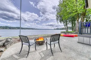Beachfront Home w/ Hot Tub - Walk to Restaurants! - Image 4