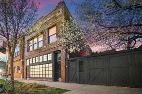 The Logan Square Guest House (Free Parking!) - Image 2