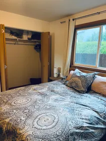 Entire rental unit Beautiful 1 bedroom with a view - Image 3