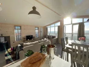 Sunset Lodge, Seafront Views Premier Holidays - Image 4