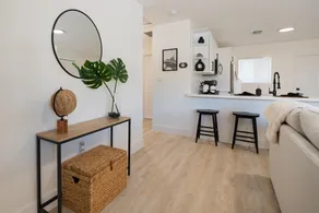 The Pass-Through | Brand New 2 | 1 Modern Villa - Image 5