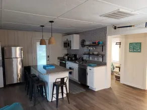 Dog Friendly, Fully Updated Kure Beach Cottage, 2 min. walk  to the sand. - Image 5