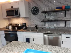 Dog Friendly, Fully Updated Kure Beach Cottage, 2 min. walk  to the sand. - Image 3