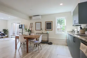 2 Bed/2 Bath Near Public Transport Oakland - Image 2