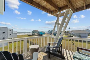 Beachfront, Unobstructed Views, 3/3/ Pets welcome! - Image 2