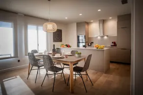 3 bedroom apartment (R3) on the Rambla in Figueres - Image 4