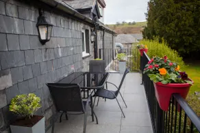 The Yew View. Great apartment in lovely village. - Image 2