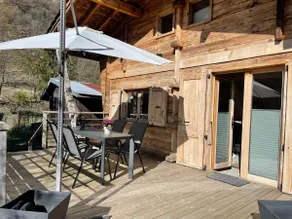 Chalet à proximité des sentiers de randonnée et de la voie verte du lac d'Annecy - Image 4