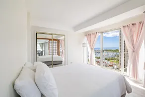 Cozy 2-Bedroom Next to Ala Moana Beach & Mall !!! - Image 4