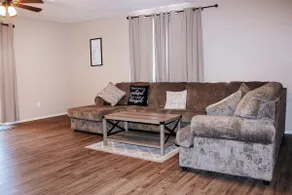 The Cheerful Canton Getaway • Close to Canton Lake - Image 2