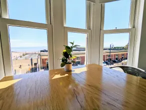 Beachfront Apartment with Private Parking in Barry - Image 4