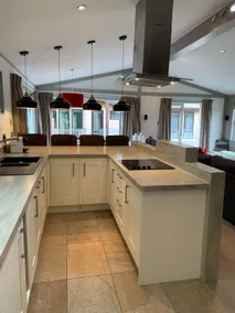 Peaceful 3 Bedroom Lodge With Hot Tub & Field View - Image 3