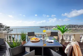 Lovely coastal apartment w/balcony & amazing views - Image 5