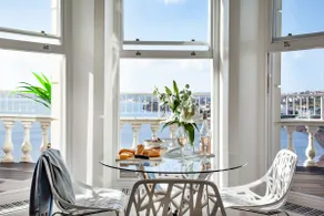 Lovely coastal apartment w/balcony & amazing views - Image 3