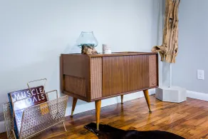 Mid-City Modern - Super Convenient to Downtown - Image 2