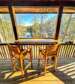 3-Bedroom Lake Front Log Cabin with Private Dock - Image 5